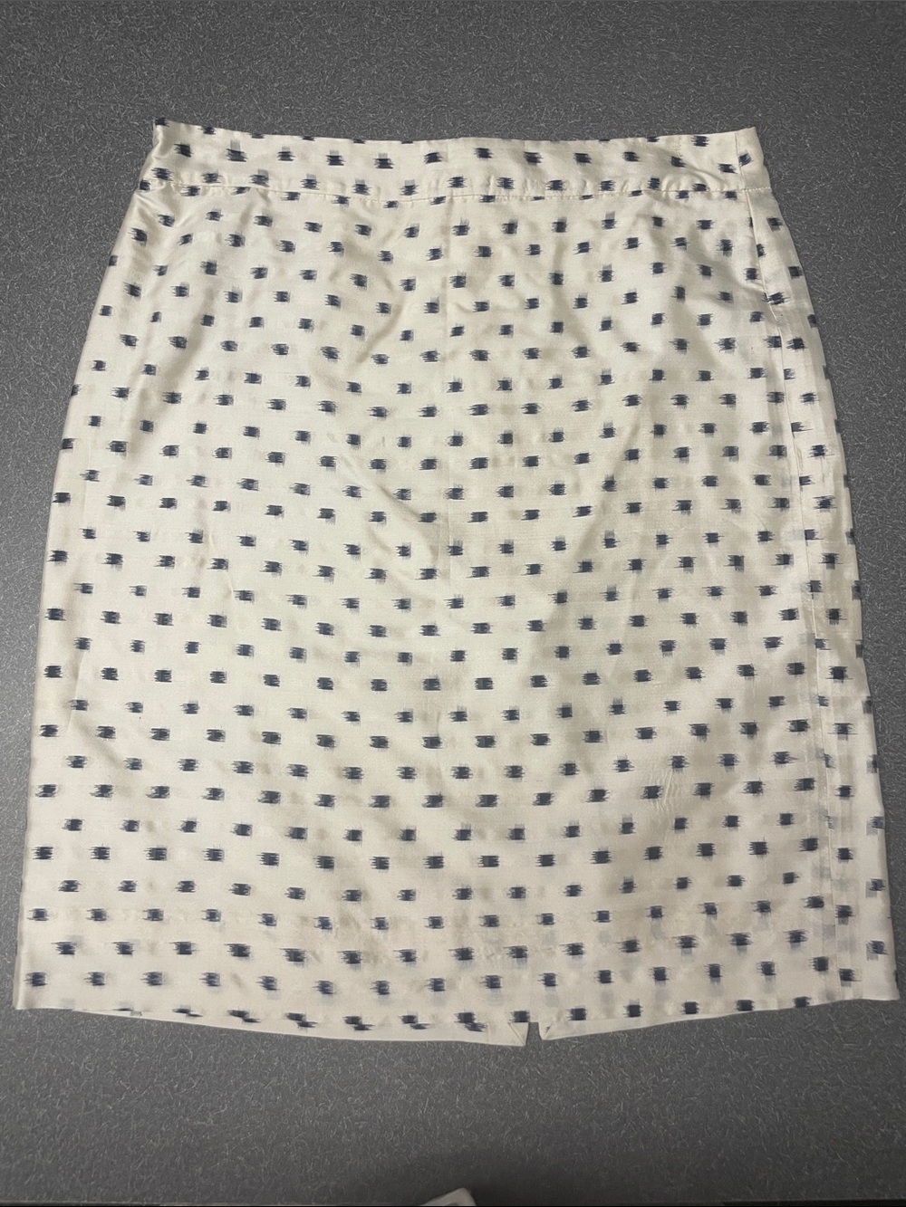 J Crew Collection White silk blue geometric design Pencil Skirt